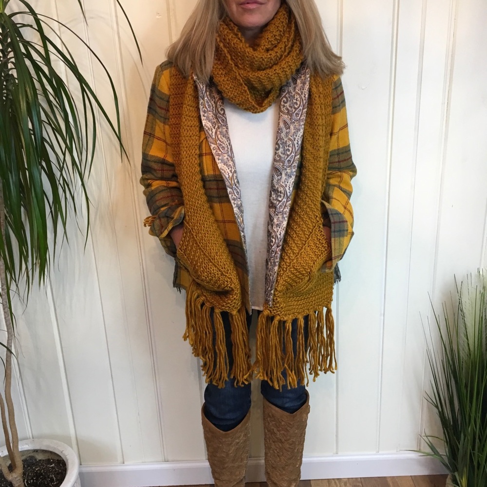 NEW BEAUTIFUL KNIT SCARF WITH POCKETS WINE COLOR - Picture 5 of 10